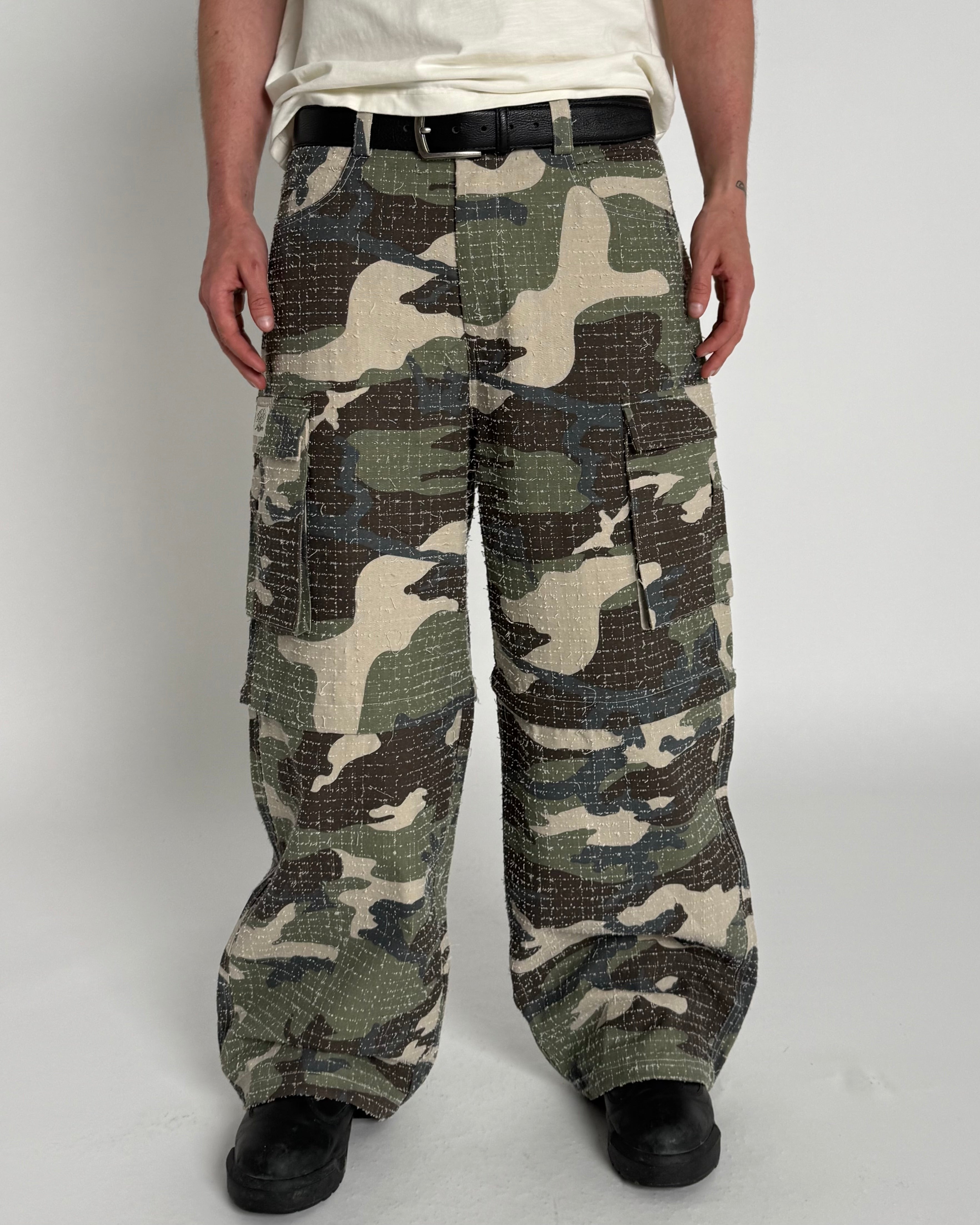 CARGO PANTS & SHORTS - CAMO